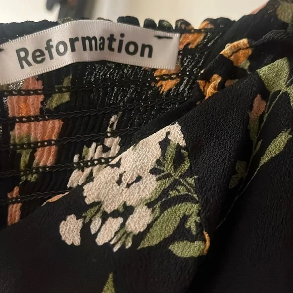 Reformation Dress Nikita Dress size 2 color: Mademoiselle - Picture 3 of 4